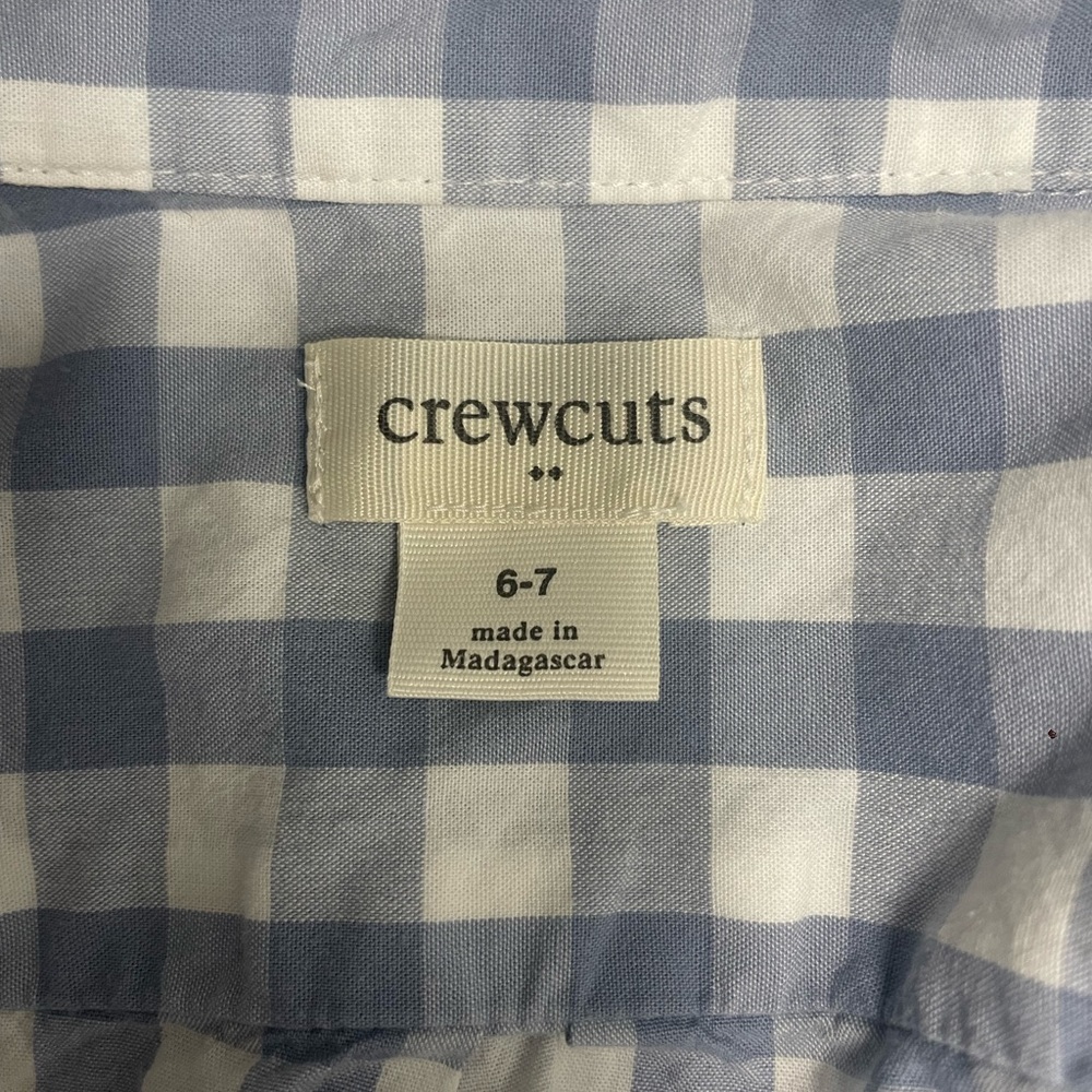 Crewcuts boys’ long-sleeve flex patterned washed shirt. Size 6-7
